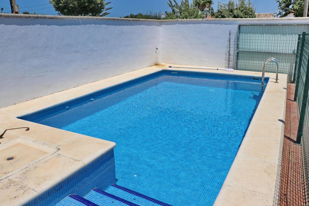 Chalet Pinar De Roche كونيل ذي لا فرونتيرا المظهر الخارجي الصورة